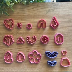 22 Polymer Clay Cutters (Set BRAND NEW)